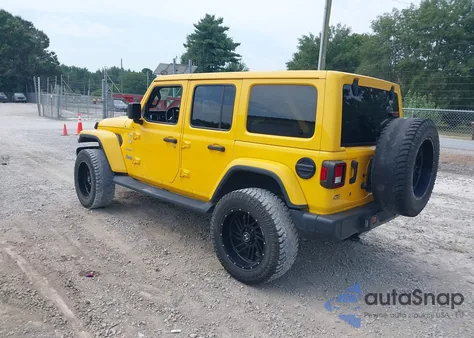 2020 Jeep Wrangler Unlimited Sahara z USA, uszkodzony, nr VIN 1C4HJXEN5LW115496